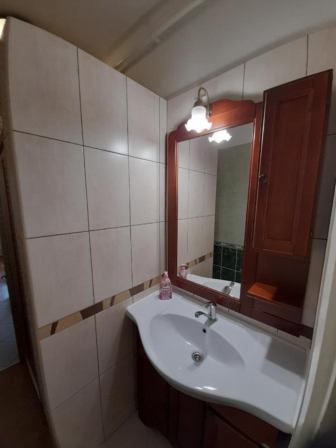 Zoeld Sziget Apartmanlakas Eger Ngoại thất bức ảnh