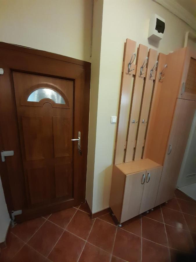 Zoeld Sziget Apartmanlakas Eger Ngoại thất bức ảnh