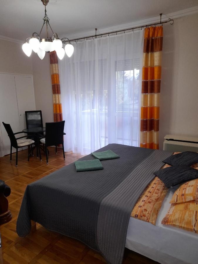 Zoeld Sziget Apartmanlakas Eger Ngoại thất bức ảnh