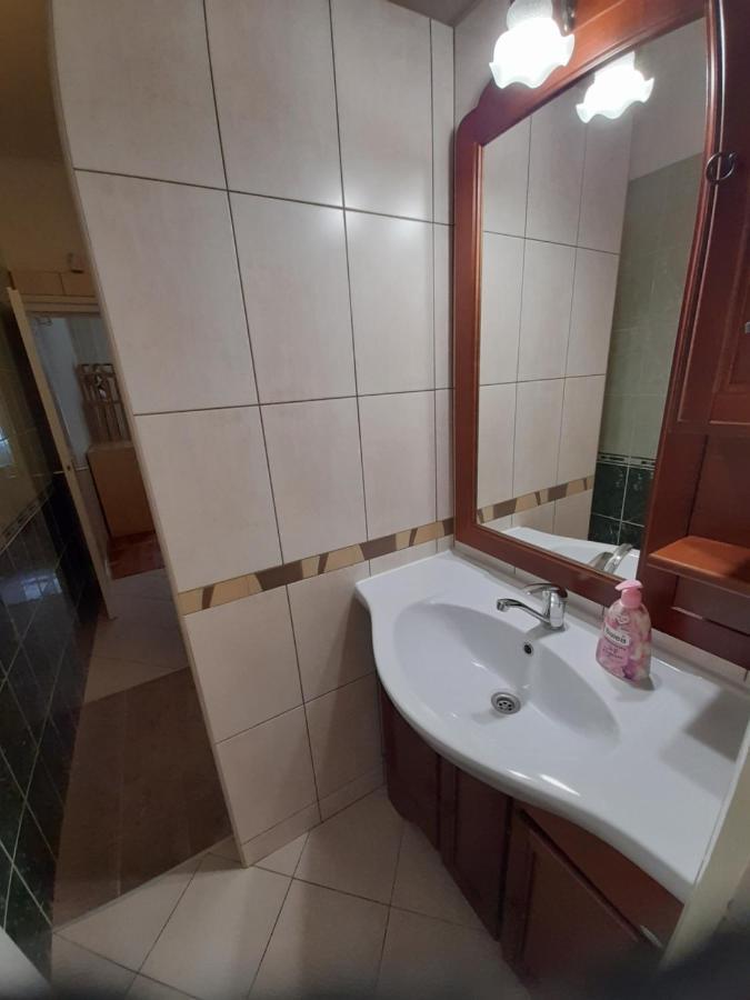 Zoeld Sziget Apartmanlakas Eger Ngoại thất bức ảnh