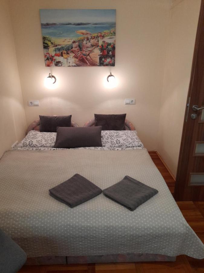 Zoeld Sziget Apartmanlakas Eger Ngoại thất bức ảnh