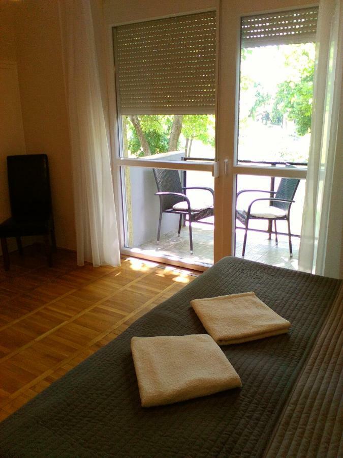 Zoeld Sziget Apartmanlakas Eger Ngoại thất bức ảnh